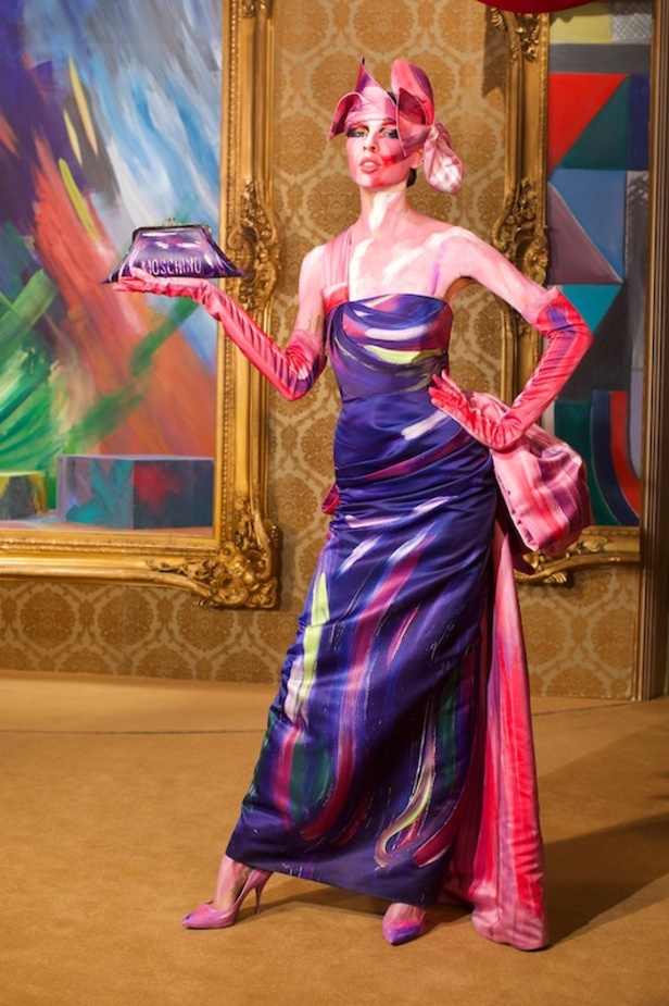 مجموعة Moschino لخريف وشتاء 2021