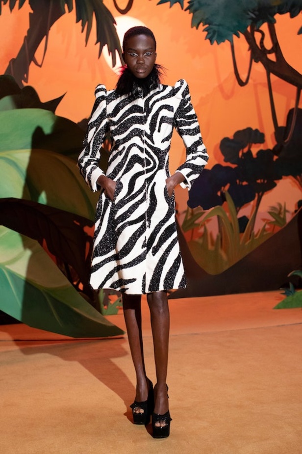 مجموعة Moschino لخريف وشتاء 2021