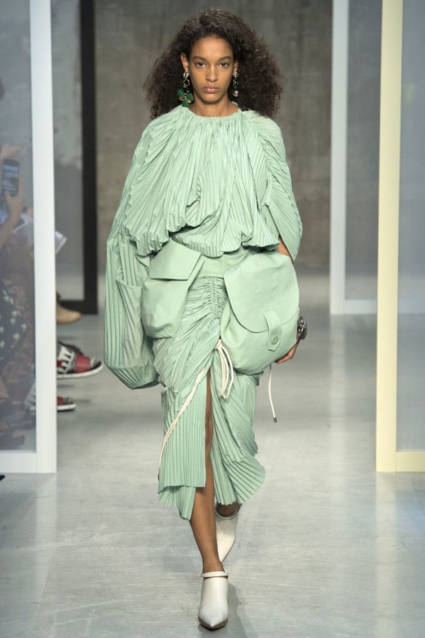 مجموعة Marni لربيع وصيف 2017..