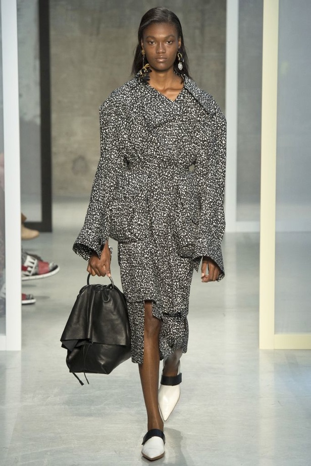 مجموعة Marni لربيع وصيف 2017..