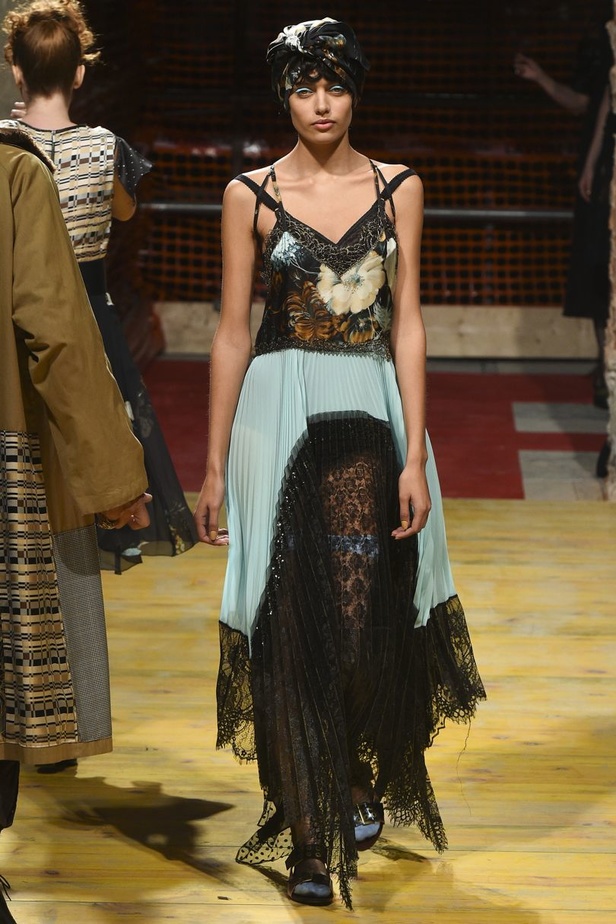 مجموعة "أنطونيو ماراس" لموسم ربيع وصيف 2018