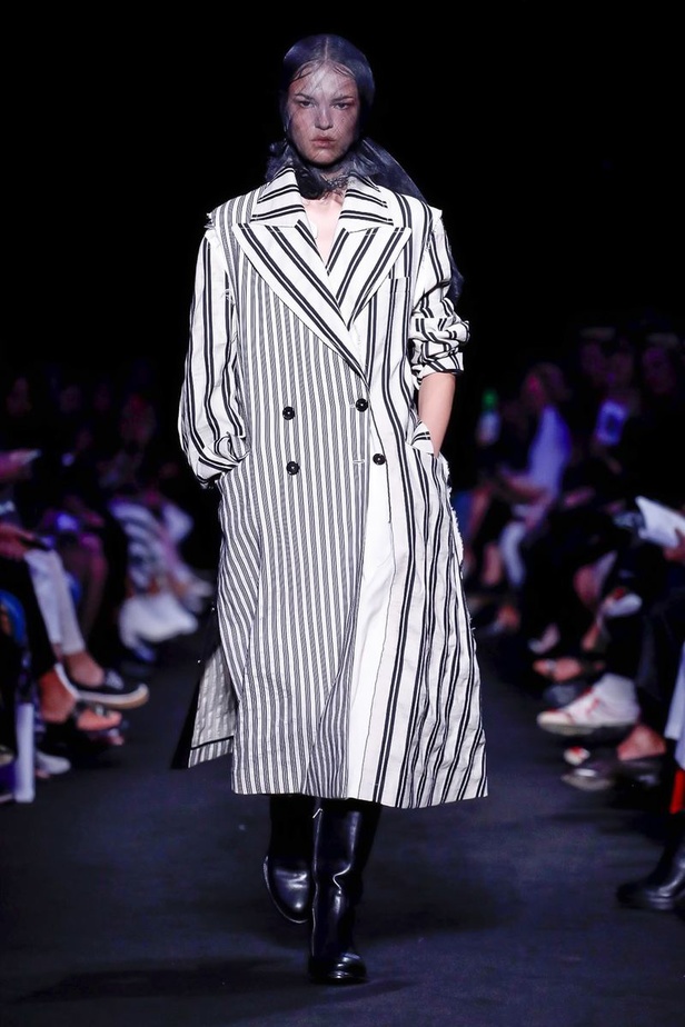 مجموعة Ann Demeulemeester لربيع وصيف ٢٠١٩!