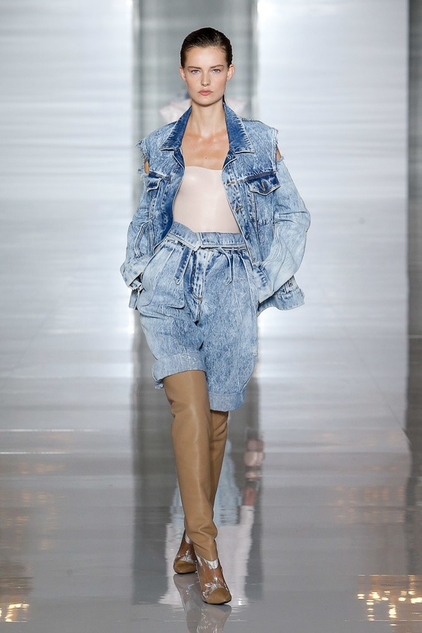 عرض أزياء Balmain لربيع وصيف 2019