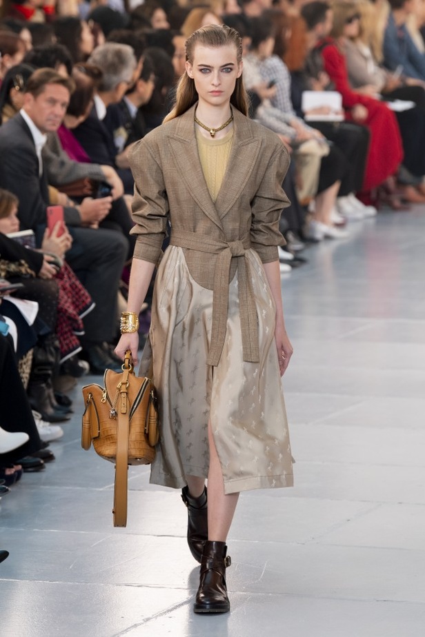 اسبوع الموضة في باريس 2019 ازياء CHLOE الجاهزة لربيع وصيف 2020