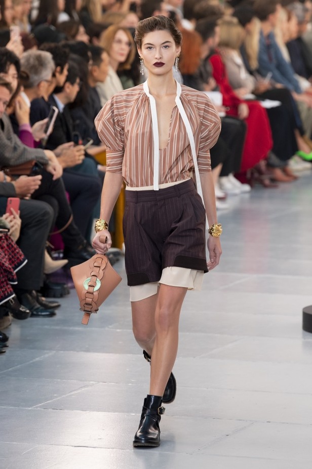 اسبوع الموضة في باريس 2019 ازياء CHLOE الجاهزة لربيع وصيف 2020