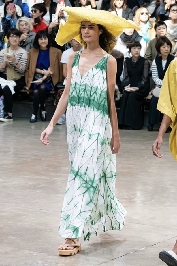 عرض مجموعة Issey Miyake ربيع وصيف 2020 