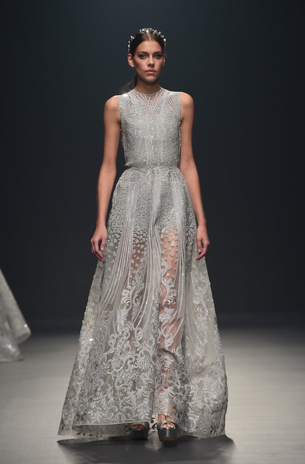 أبرز عروض أزياء "فاشن فوروود" في دبي لعام 2017