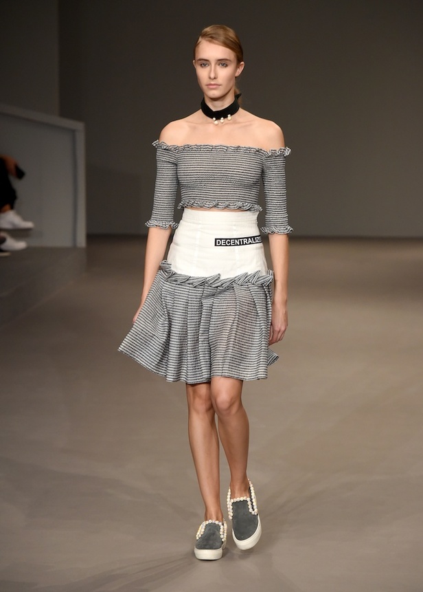 أبرز عروض أزياء "فاشن فوروود" في دبي لعام 2017