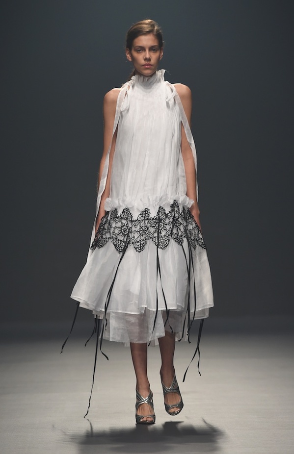 أبرز عروض أزياء "فاشن فوروود" في دبي لعام 2017