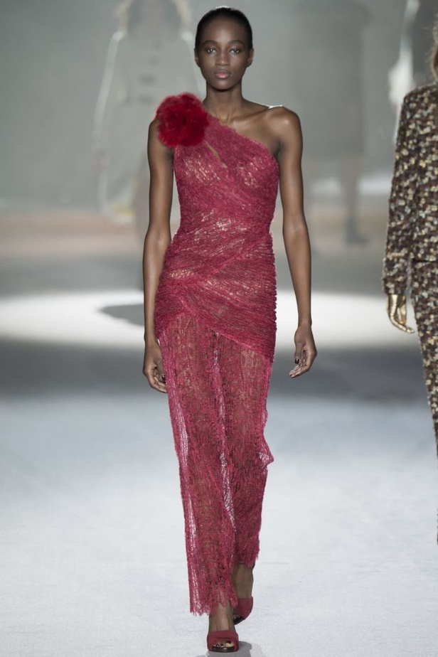 عرض ارمانو سيرفينيو لخريف وشتاء 2016-2017