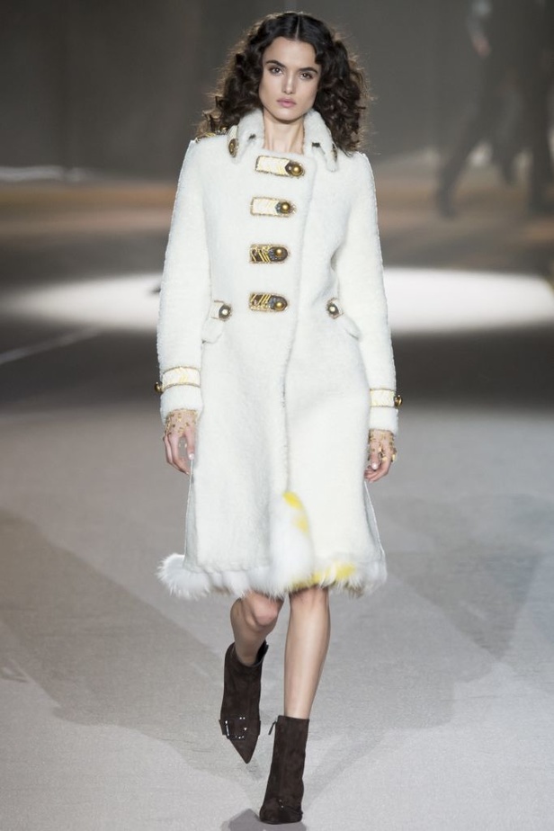 عرض ارمانو سيرفينيو لخريف وشتاء 2016-2017