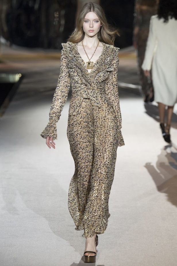 عرض ارمانو سيرفينيو لخريف وشتاء 2016-2017