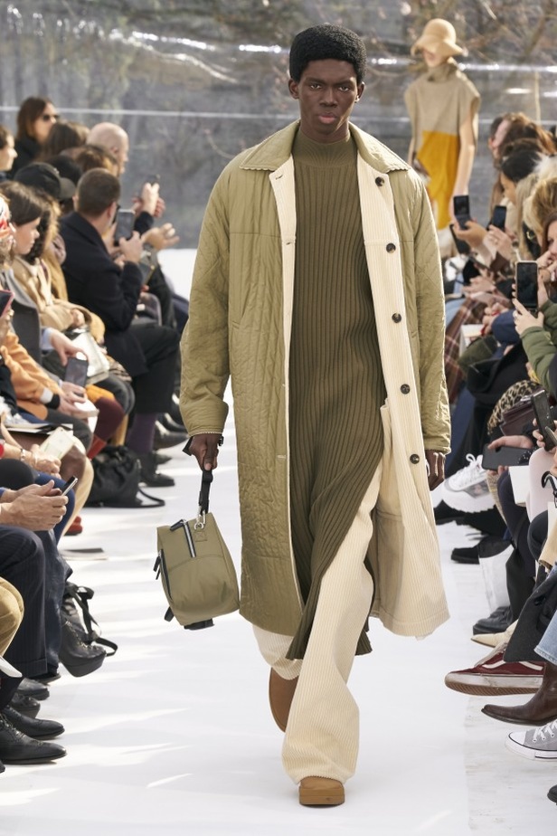 مجموعة KENZO لخريف وشتاء 2020-2021 خلال اسبوع الموضة في باريس