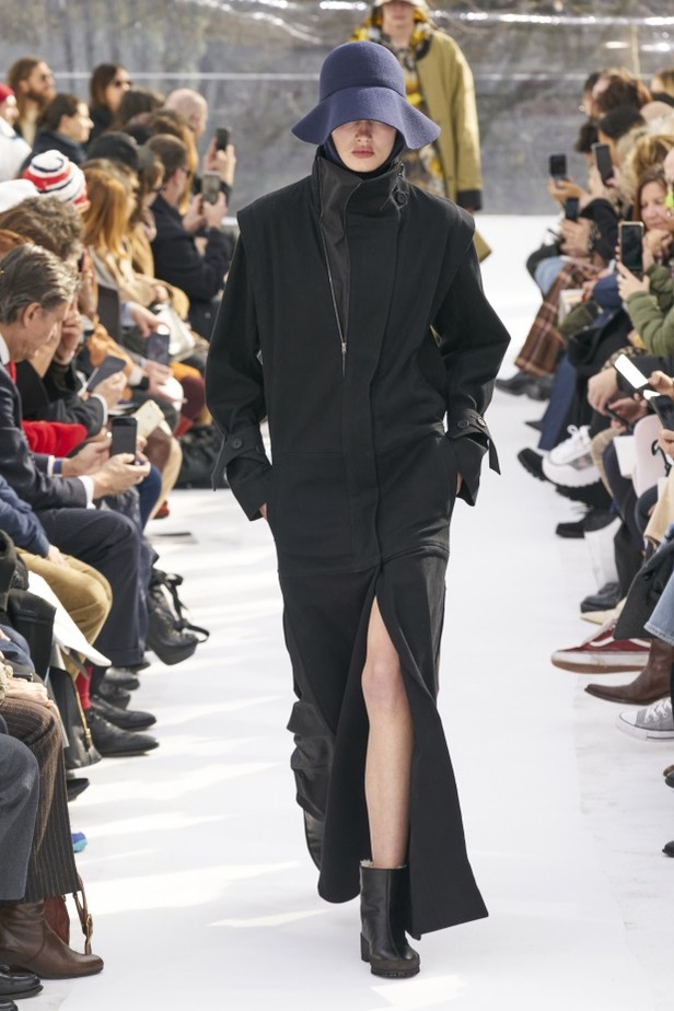 مجموعة KENZO لخريف وشتاء 2020-2021 خلال اسبوع الموضة في باريس