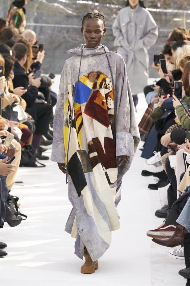مجموعة KENZO لخريف وشتاء 2020-2021 خلال اسبوع الموضة في باريس