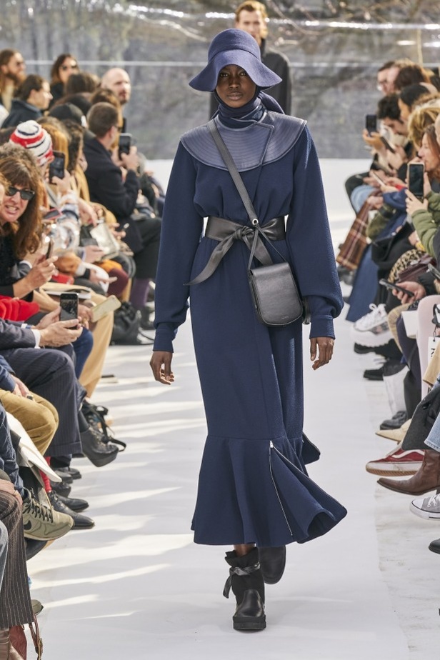 مجموعة KENZO لخريف وشتاء 2020-2021 خلال اسبوع الموضة في باريس