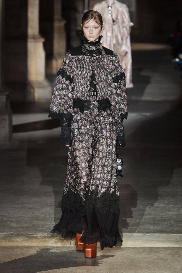 مجموعة Paco Rabanne لخريف وشتاء 2020-2021 ضمن اسبوع الموضة في باريس