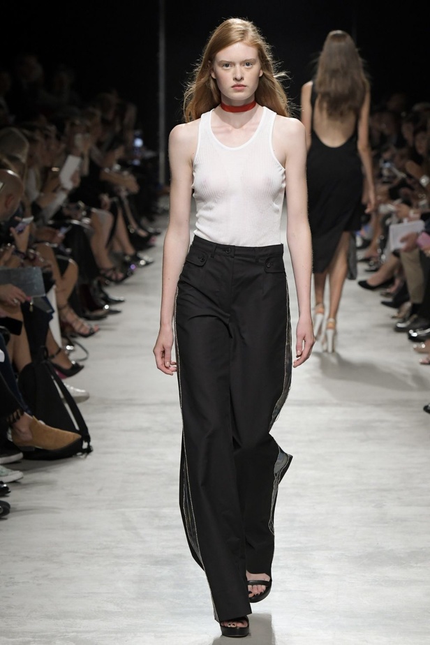 مجموعة Guy Laroche لربيع وصيف 2017