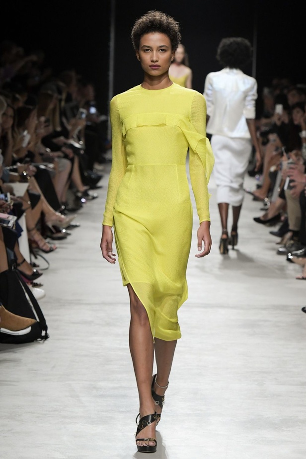 مجموعة Guy Laroche لربيع وصيف 2017