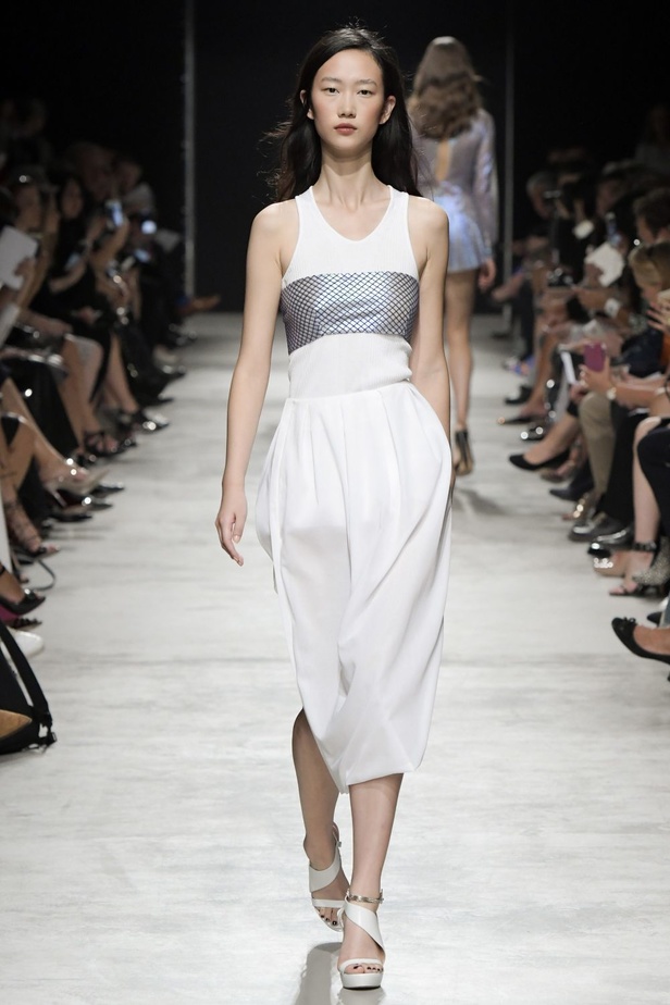 مجموعة Guy Laroche لربيع وصيف 2017