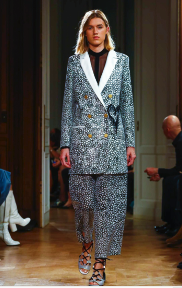 عرض أزياء Vionnet لربيع وصيف 2017