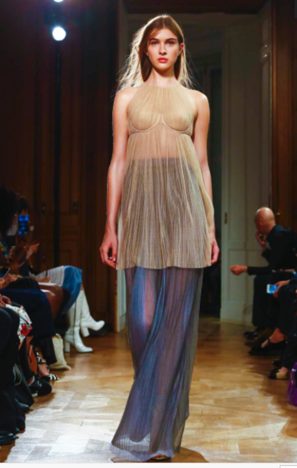 عرض أزياء Vionnet لربيع وصيف 2017