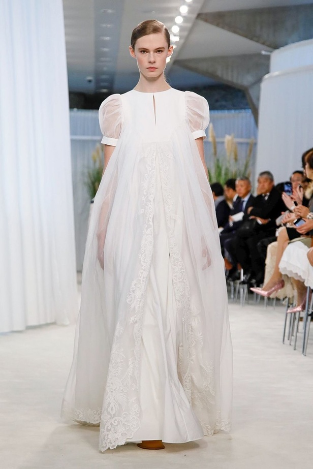 اسبوع الموضة في باريس 2019 مجموعة لويفي لربيع وصيف 2020