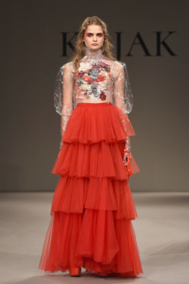 "فاشن فوروورد" يختتم فعالياته بتميّز وتألق أبرز المصممين