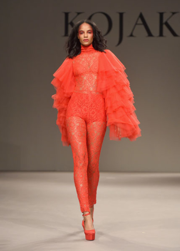 "فاشن فوروورد" يختتم فعالياته بتميّز وتألق أبرز المصممين