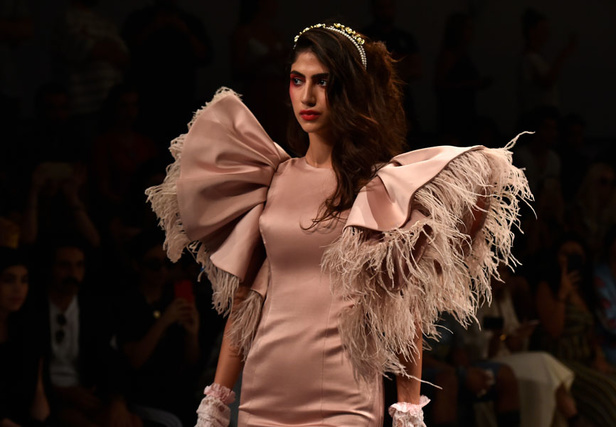 "فاشن فوروورد" يختتم فعالياته بتميّز وتألق أبرز المصممين