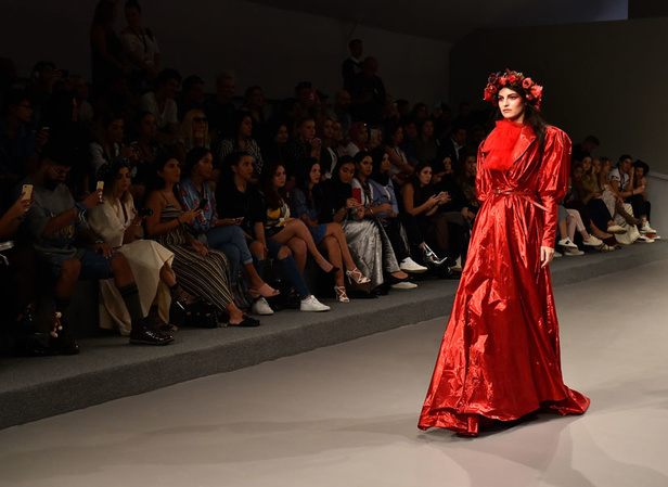 "فاشن فوروورد" يختتم فعالياته بتميّز وتألق أبرز المصممين