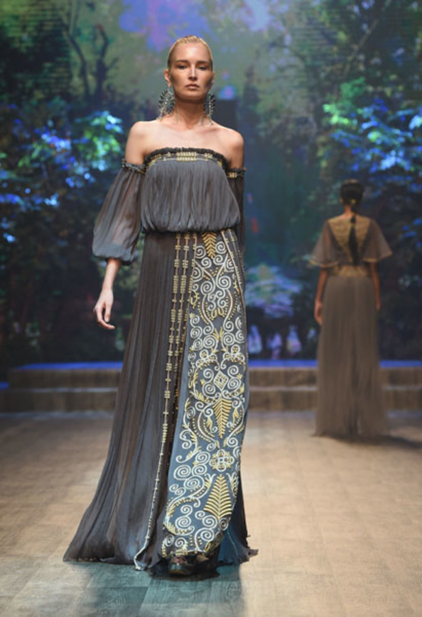 "فاشن فوروورد" يختتم فعالياته بتميّز وتألق أبرز المصممين