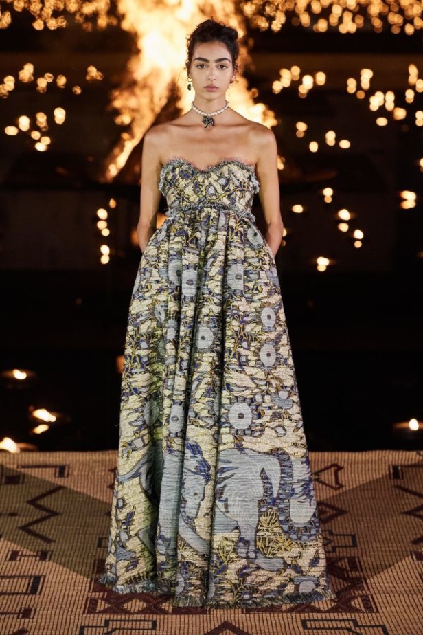 أزياء ديور كروز 2020 أضاءت مراكش.. بمجموعة متميّزة تخطف الأنفاس