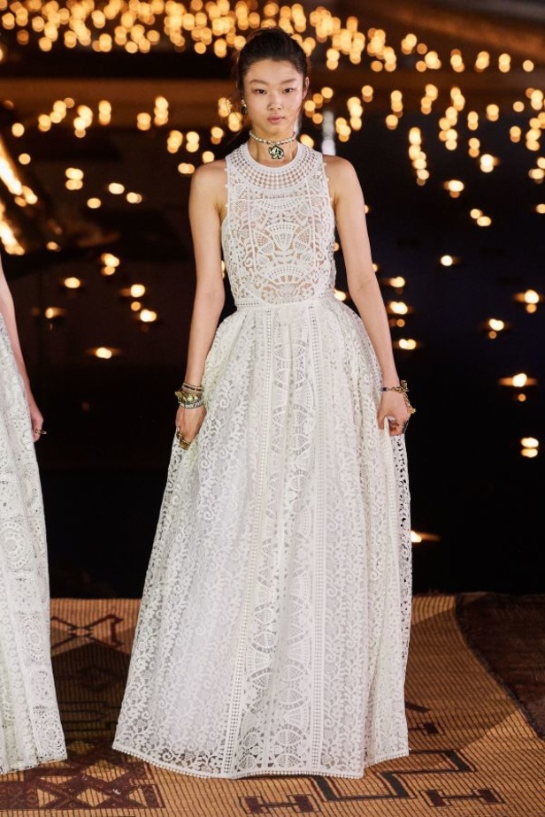 أزياء ديور كروز 2020 أضاءت مراكش.. بمجموعة متميّزة تخطف الأنفاس