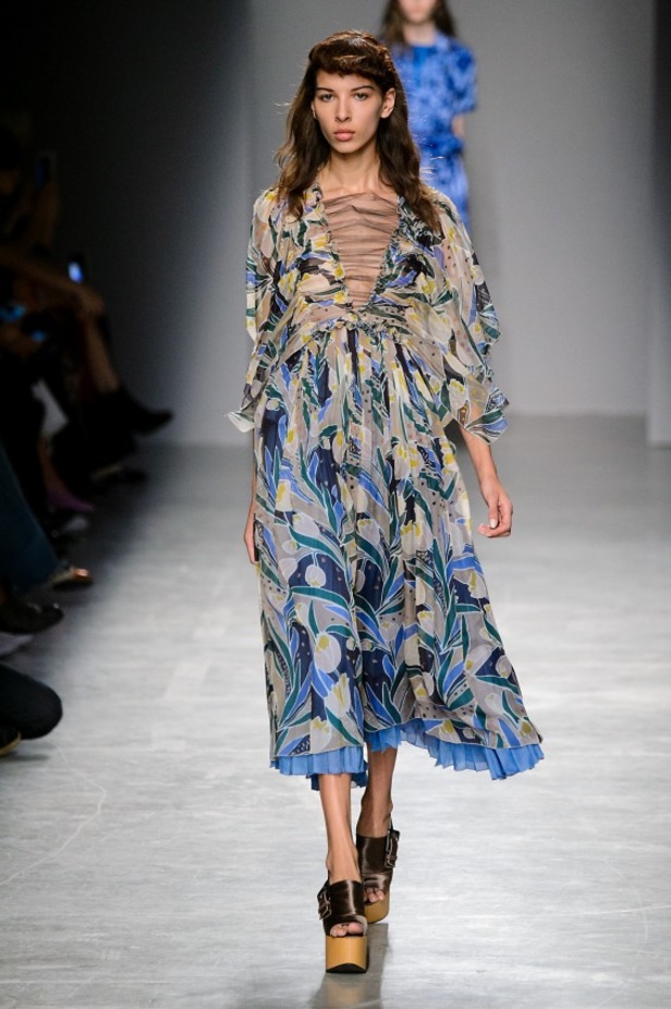 مجموعة Rochas لموسم ربيع وصيف 2017 