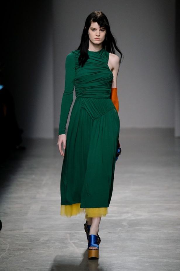 مجموعة Rochas لموسم ربيع وصيف 2017 