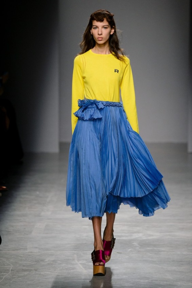 مجموعة Rochas لموسم ربيع وصيف 2017 