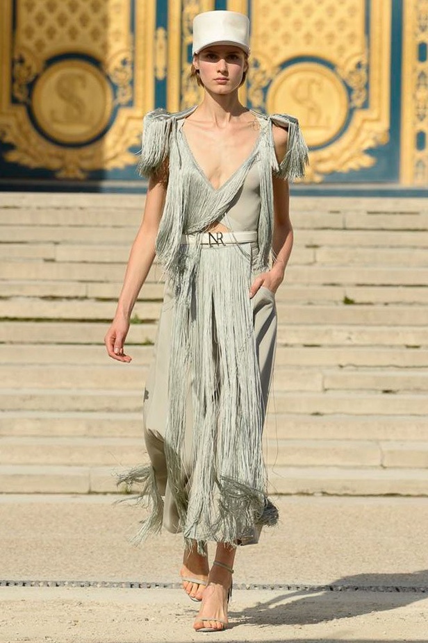عرض أزياء Nina Ricci لموسم ربيع وصيف ٢٠١٨ !