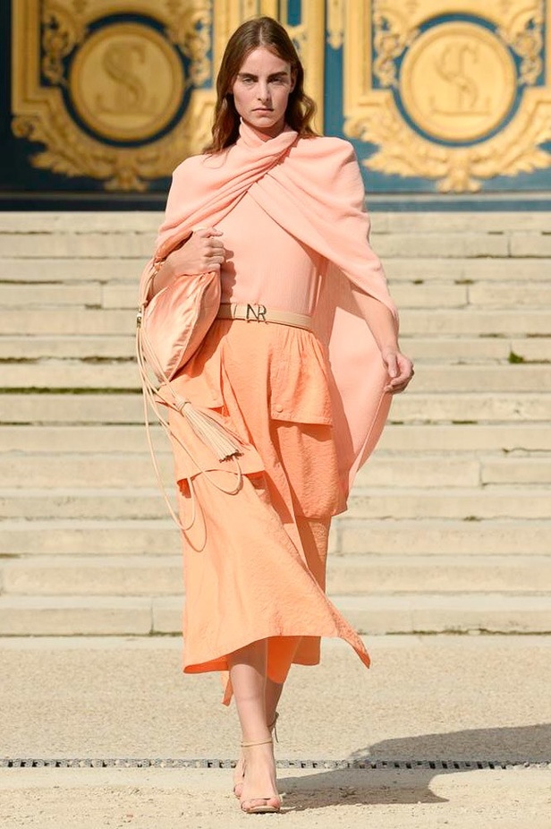 عرض أزياء Nina Ricci لموسم ربيع وصيف ٢٠١٨ !