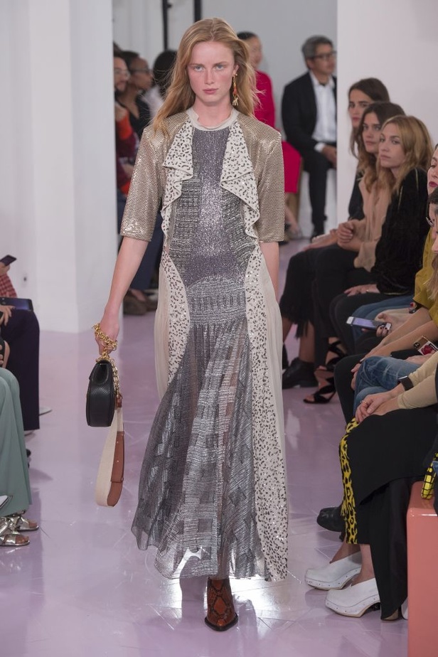 عرض كلوي لربيع وصيف 2018 في اسبوع الموضة بباريس