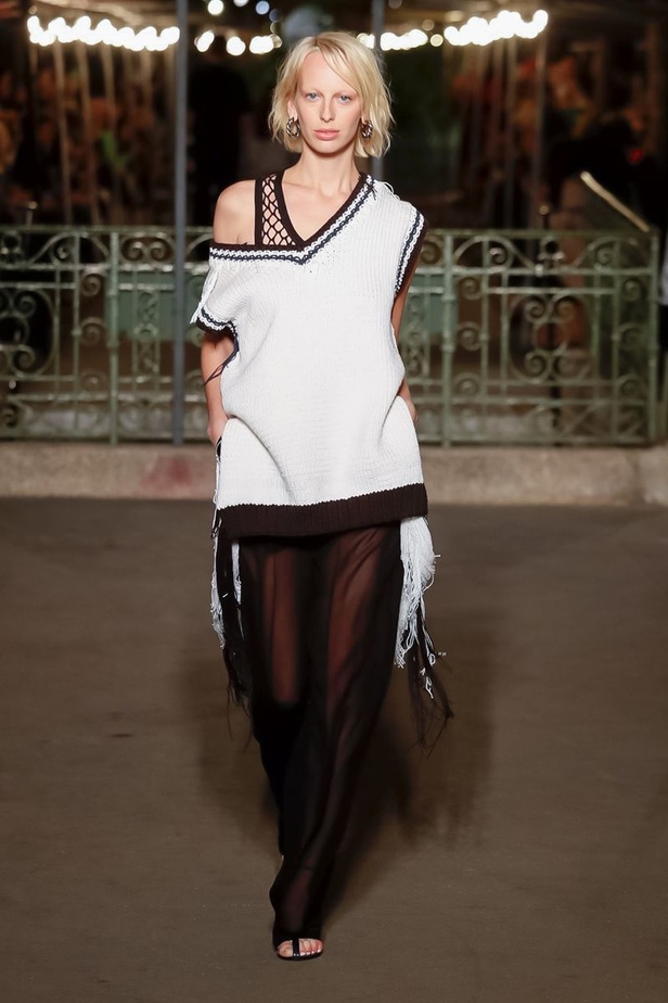 عرض أزياء Sonia Rykiel لربيع وصيف 2019