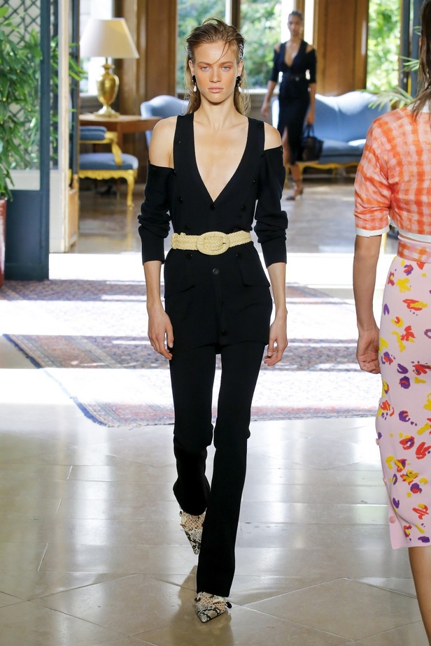 عرض أزياء Altuzarra لربيع وصيف 2019 !