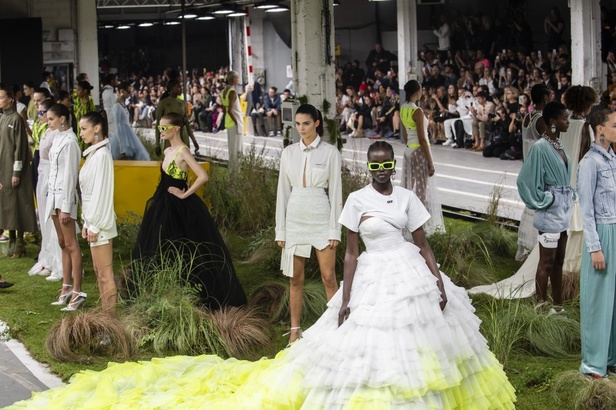 مجموعة Off-White لربيع وصيف 2019