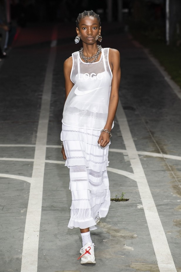 مجموعة Off-White لربيع وصيف 2019