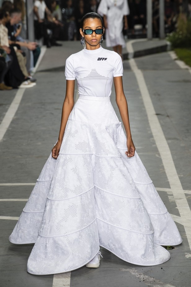 مجموعة Off-White لربيع وصيف 2019