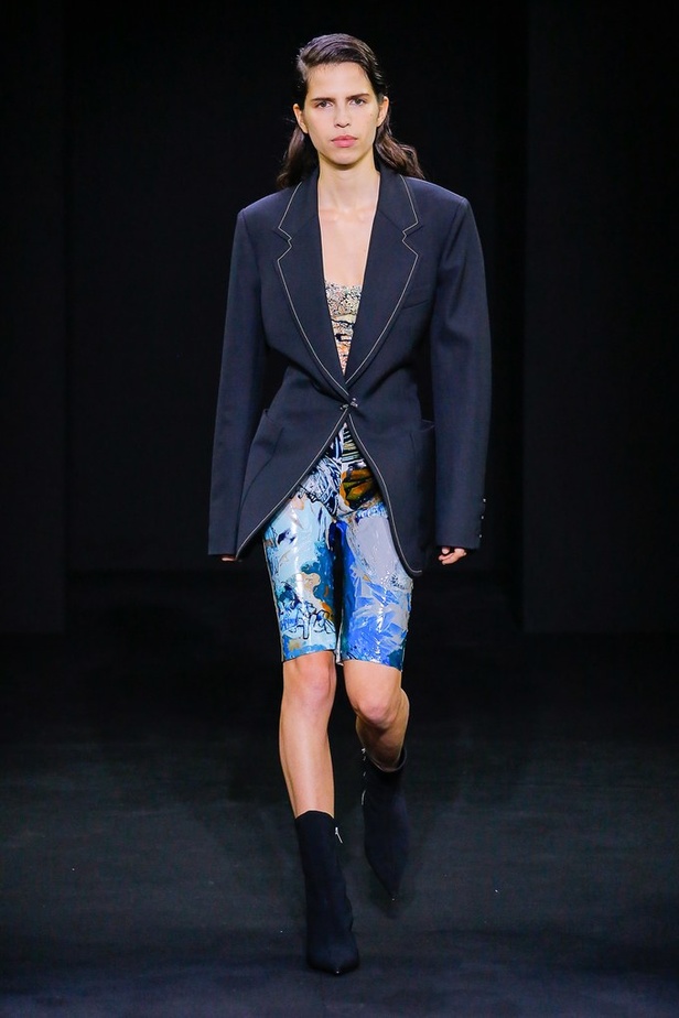 عرض أزياء Mugler لربيع وصيف 2019