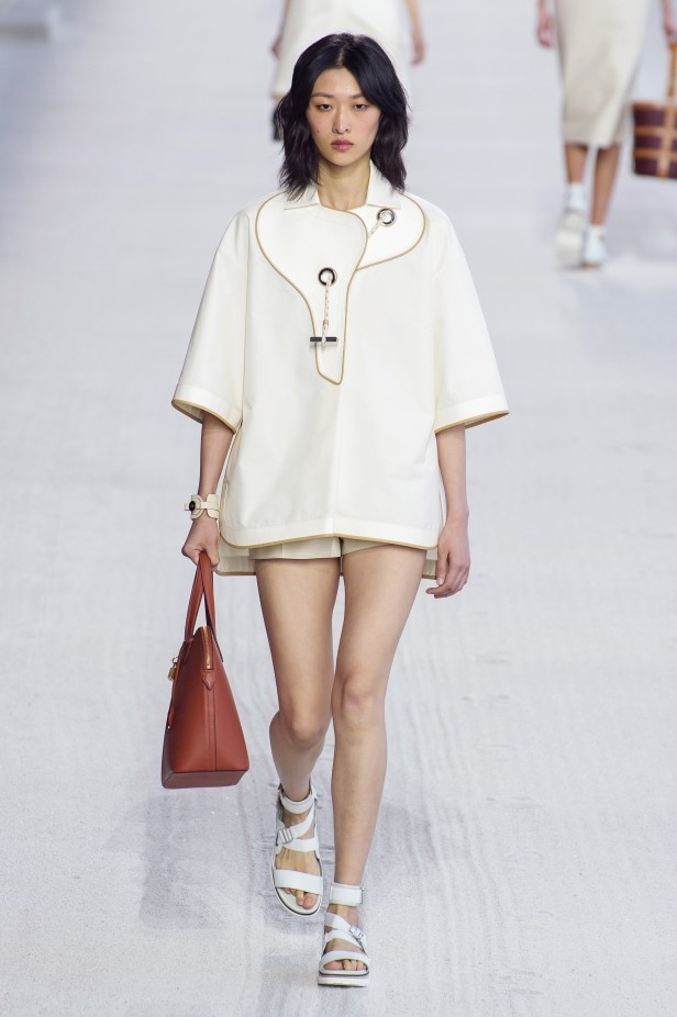 عرض Hermès لربيع وصيف 2019