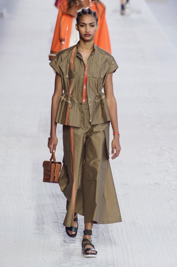 عرض Hermès لربيع وصيف 2019