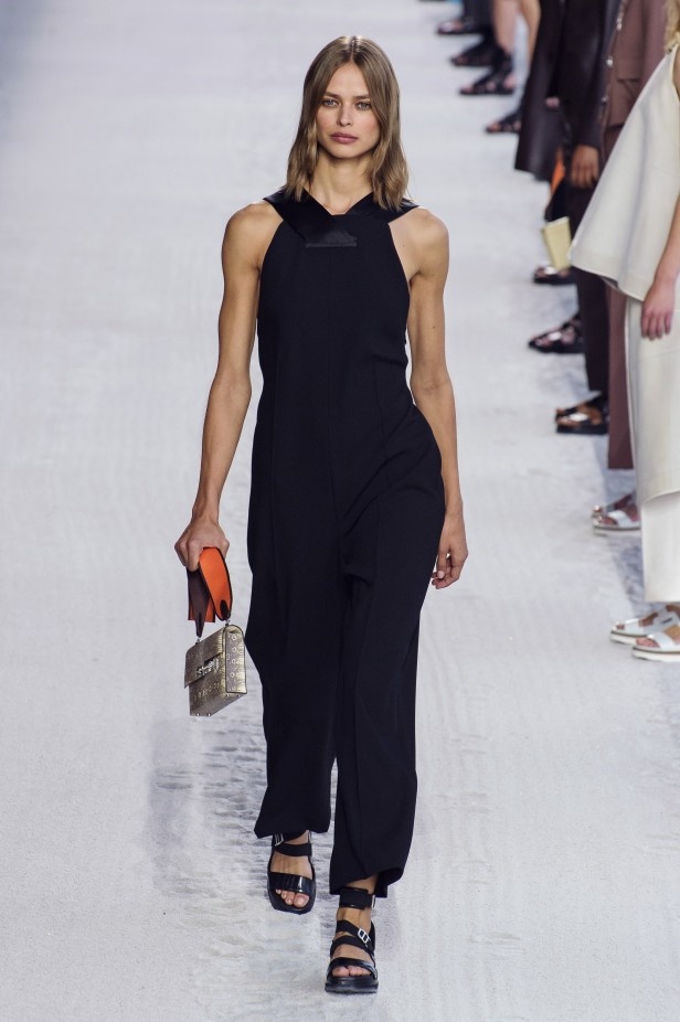 عرض Hermès لربيع وصيف 2019