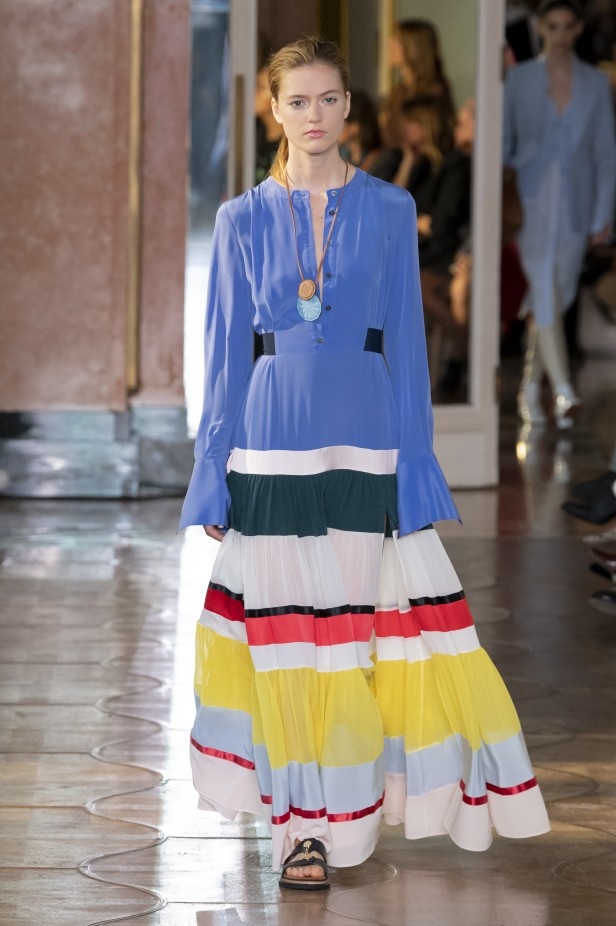 اسبوع الموضة في باريس 2019 مجموعة altuzarra للملابس الجاهزة لربيع وصيف 2020